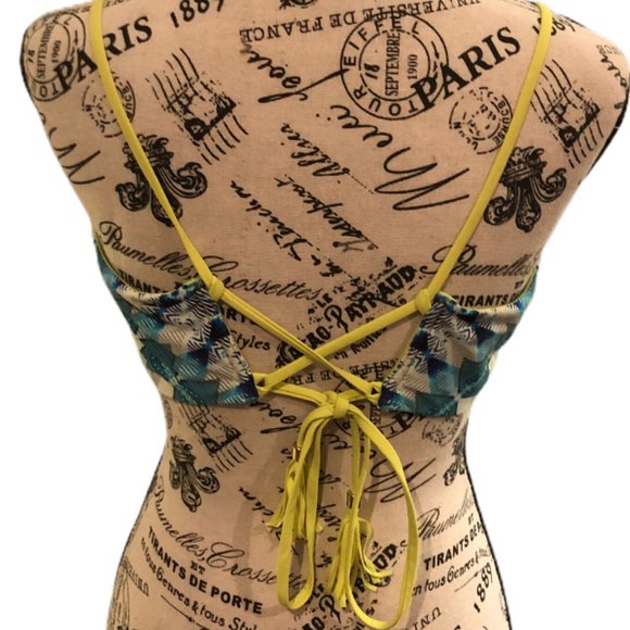 🎁d Carter Designer Strappy Bikini Top w/ tassels - Picture 3 of 11